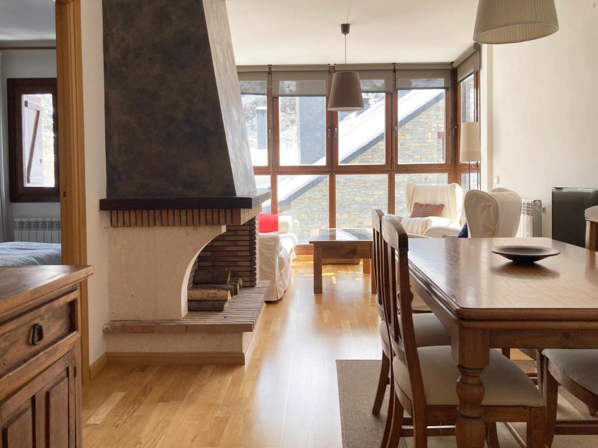 Apartamento Tarmanones Escarrilla Exterior foto